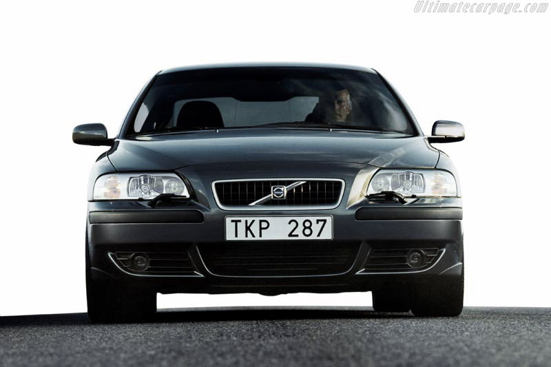 Volvo S60 R