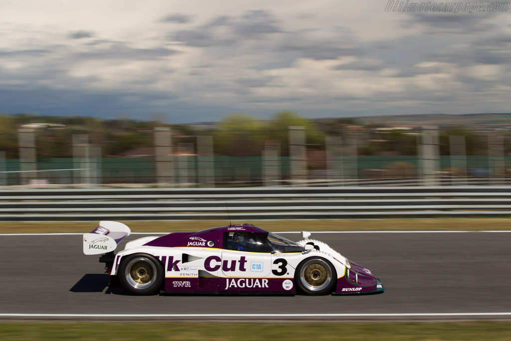 Jaguar XJR-12 - Chassis: J12-C-190  - 2017 Jarama Classic