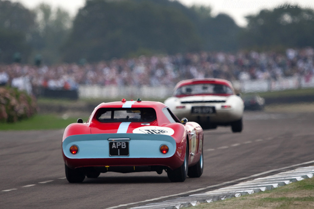 Ferrari 250 GTO Pininfarina Coupe - Chassis: 4399GT  - 2009 Goodwood Revival