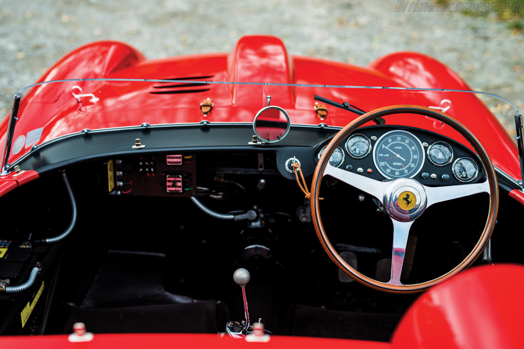 Ferrari 290 MM Scaglietti Spyder