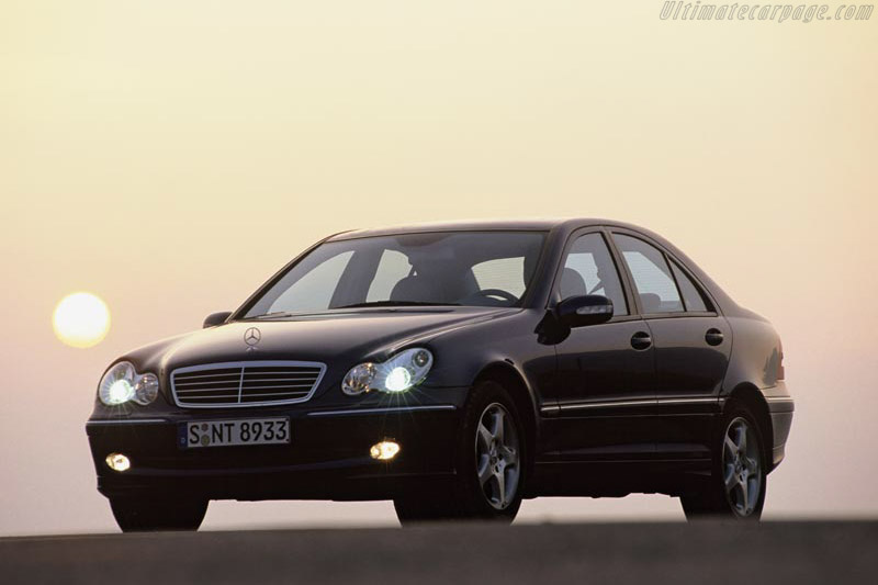 Mercedes-Benz C 320 4-MATIC