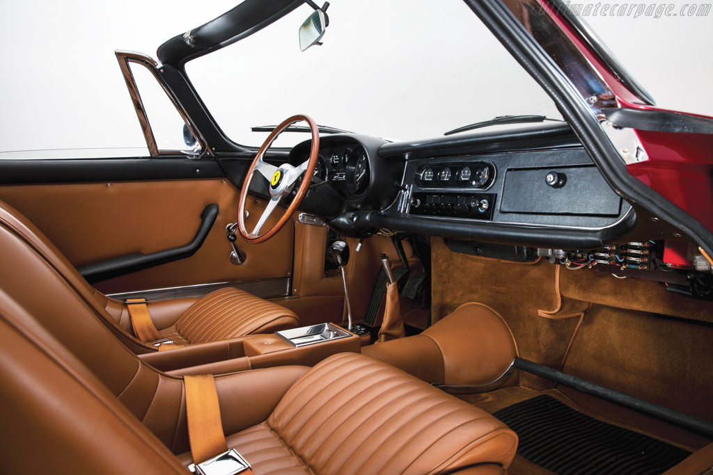 Ferrari 275 GTB/4 Nart Spyder