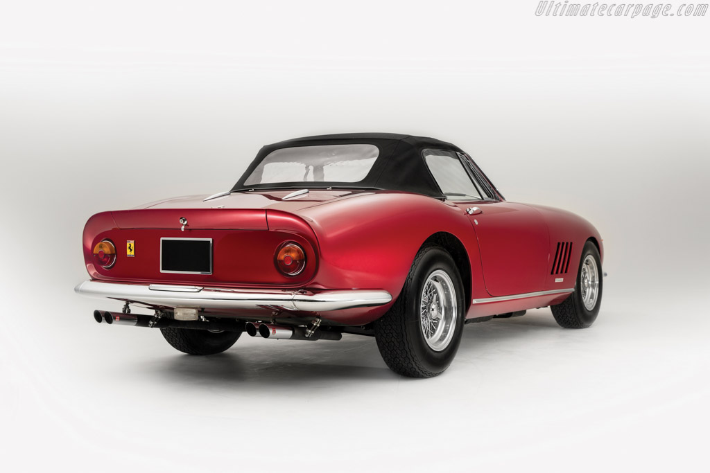Ferrari 275 GTB/4 Nart Spyder