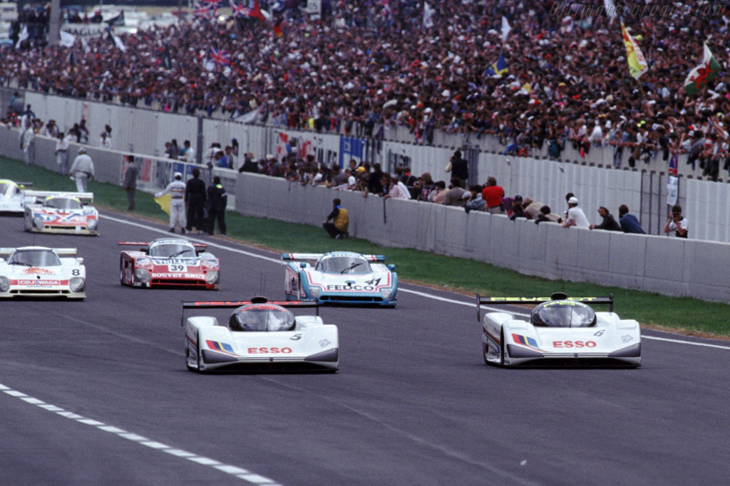 Peugeot 905 LM