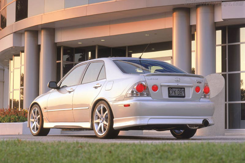 Lexus IS 300