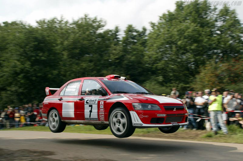 Mitsubishi Lancer Evo VII WRC2