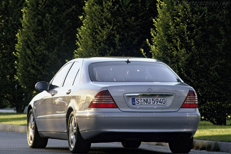 Mercedes-Benz S 500 4-MATIC