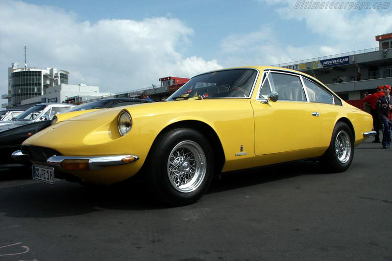 Ferrari 365 GT 2+2