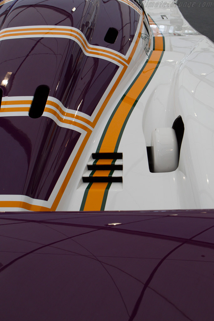 Jaguar XJR-8 - Chassis: J12-C-387  - 2013 Goodwood Revival