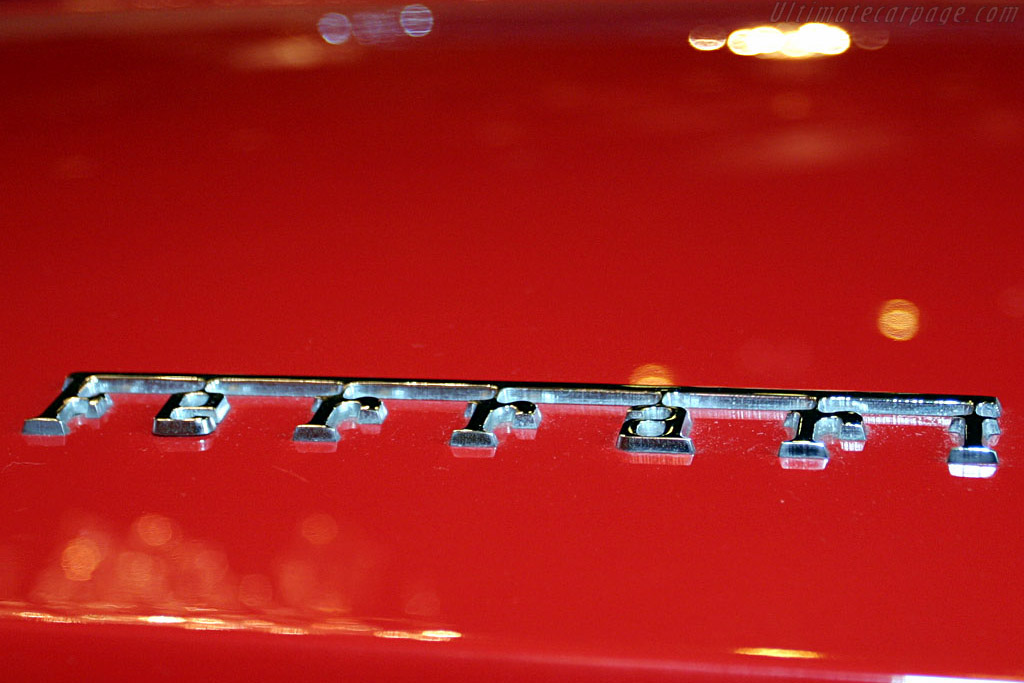 Ferrari 365 GTS/4 Daytona - Chassis: 15535  - 2004 Bonhams Gstaad Auction
