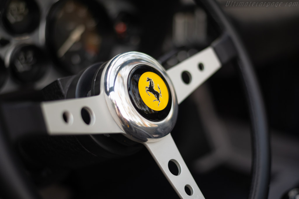 Ferrari 365 GTS/4 Daytona