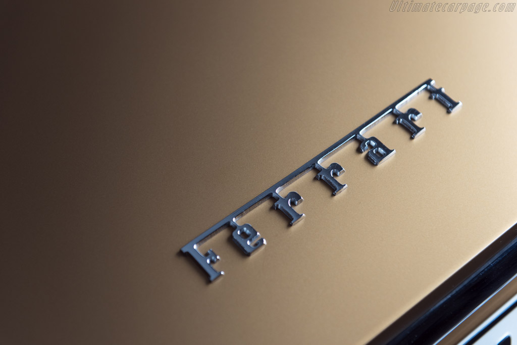 Ferrari 365 GTS/4 Daytona