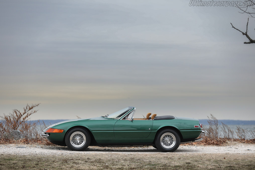 Ferrari 365 GTS/4 Daytona
