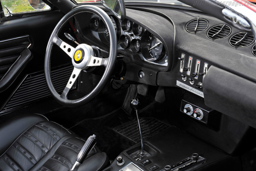 Ferrari 365 GTS/4 Daytona