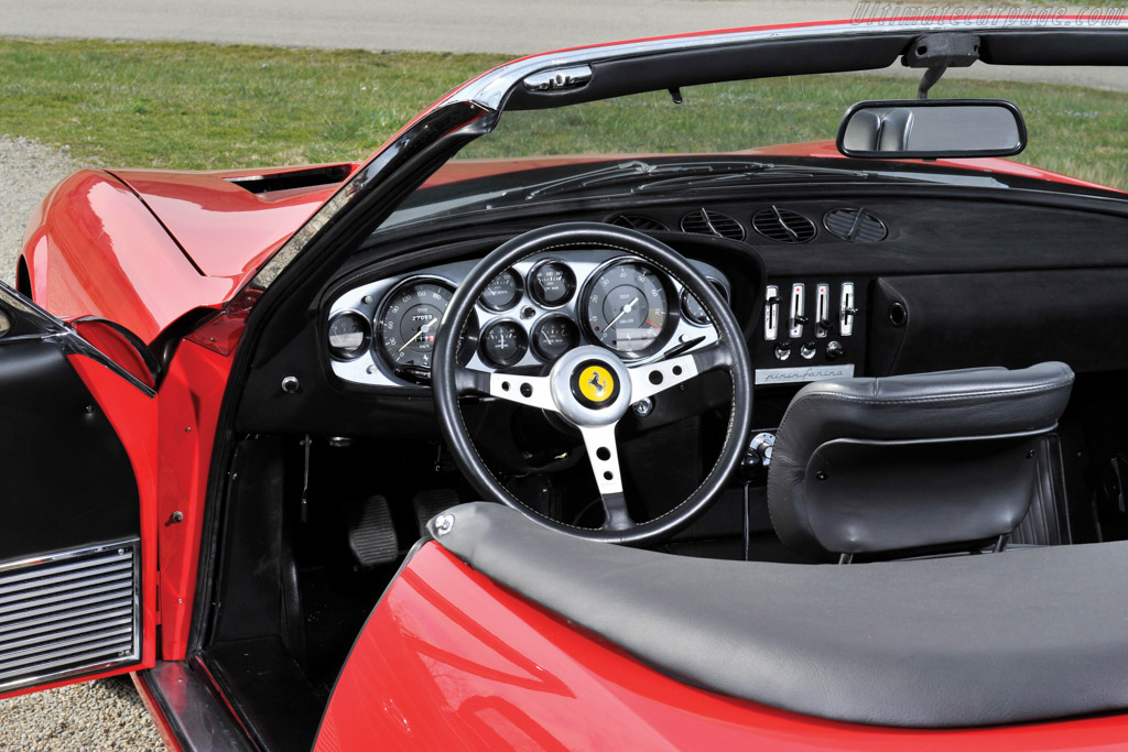 Ferrari 365 GTS/4 Daytona
