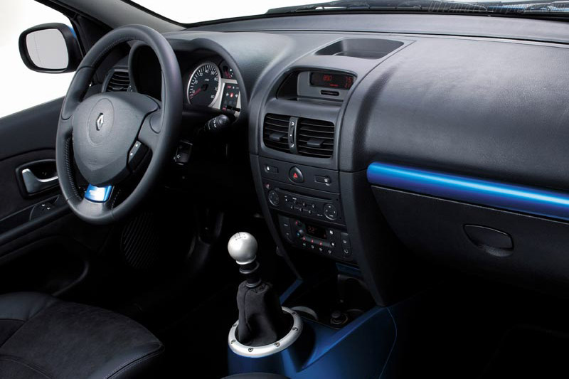 Renault Sport Clio V6 EVO II