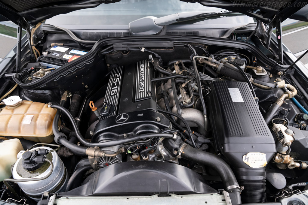 Mercedes-Benz 190 E 2.5-16 Evolution II