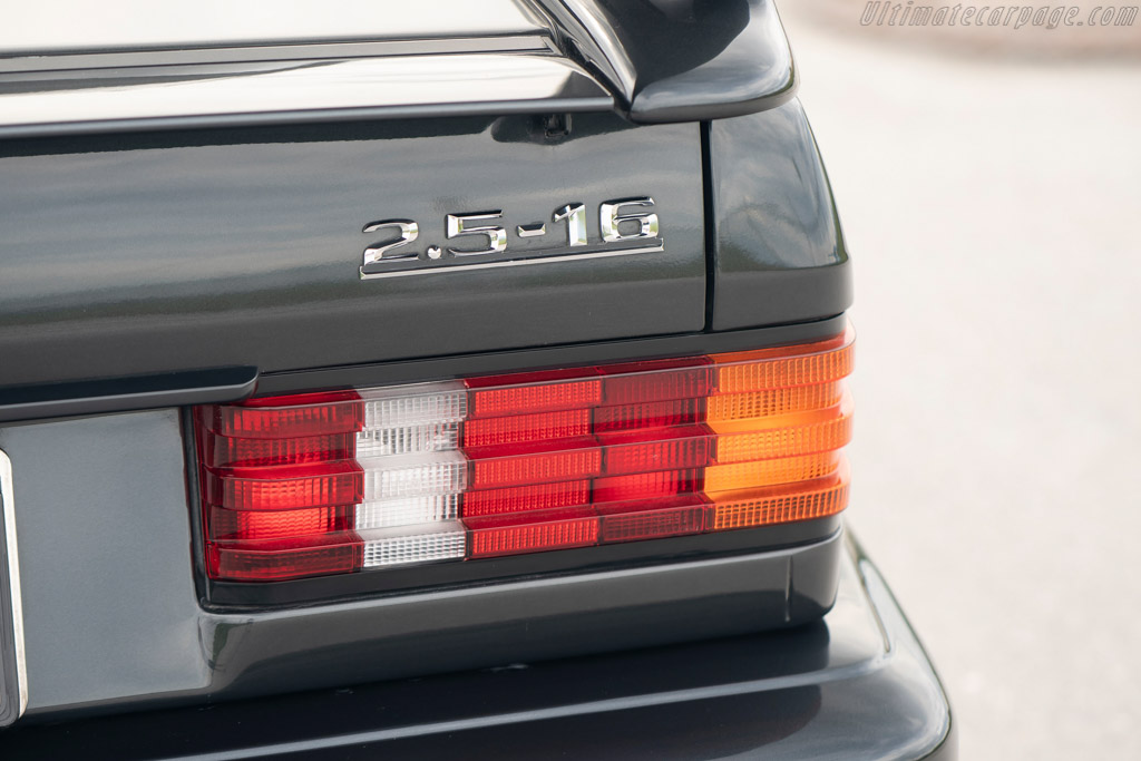 Mercedes-Benz 190 E 2.5-16 Evolution II