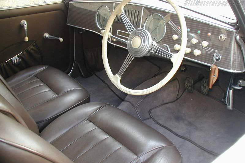 Alfa Romeo 6C 2500 SS Touring Cabriolet - Chassis: 915527  - 2002 Louis Vuitton Classic