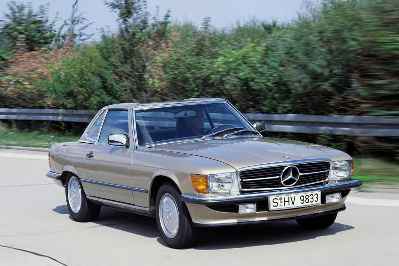 Mercedes-Benz 560 SL