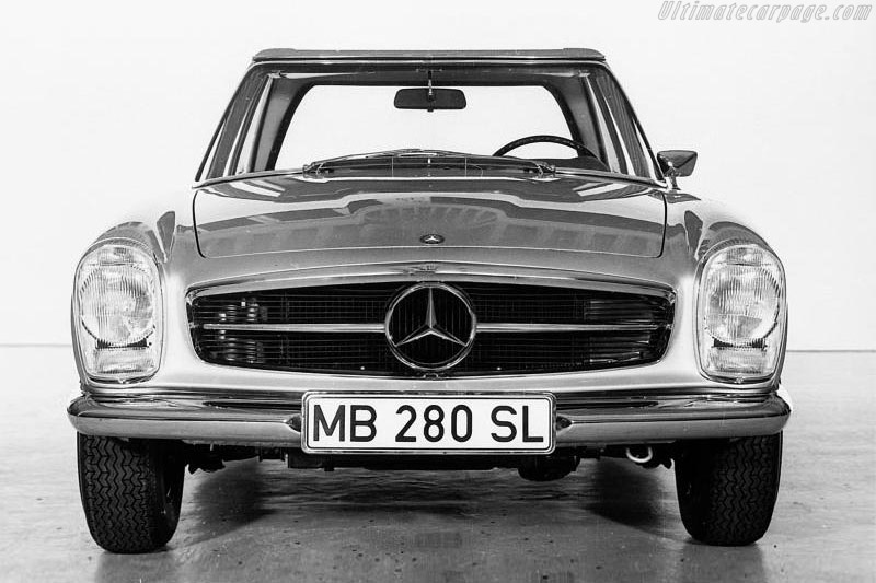 Mercedes-Benz 280 SL Pagoda