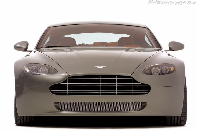 Aston Martin AMV8 Vantage