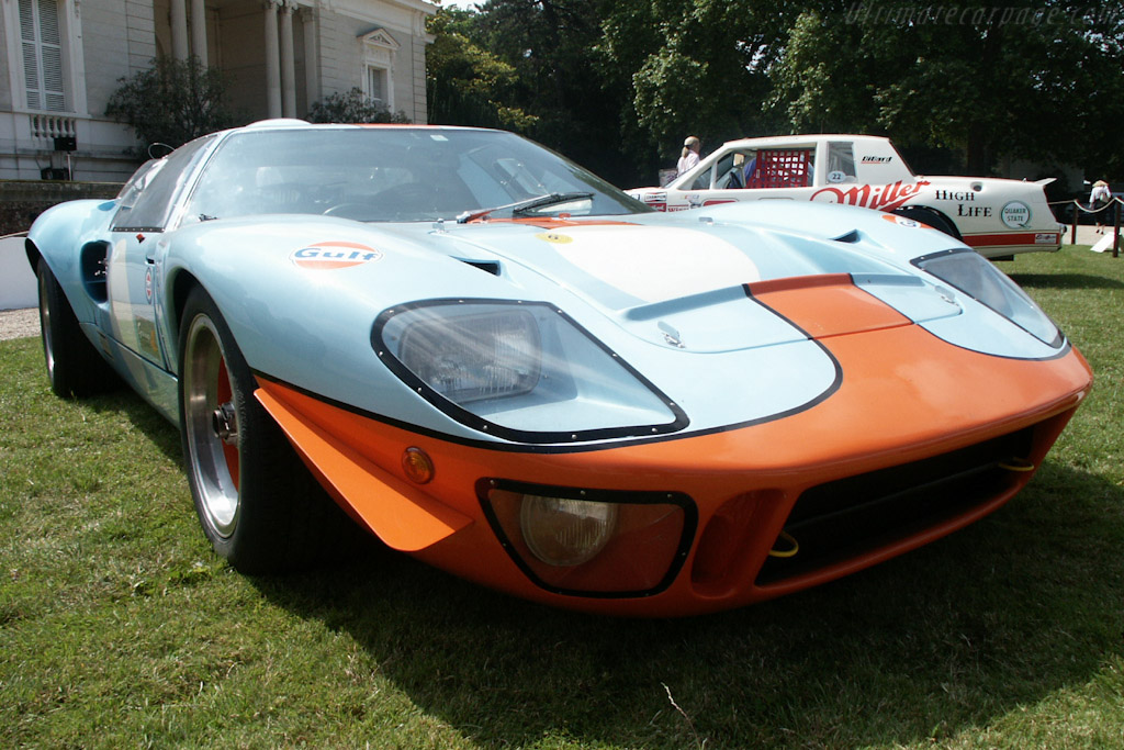 Ford GT40 Mk I Gulf - Chassis: GT40P/1084  - 2002 Louis Vuitton Classic