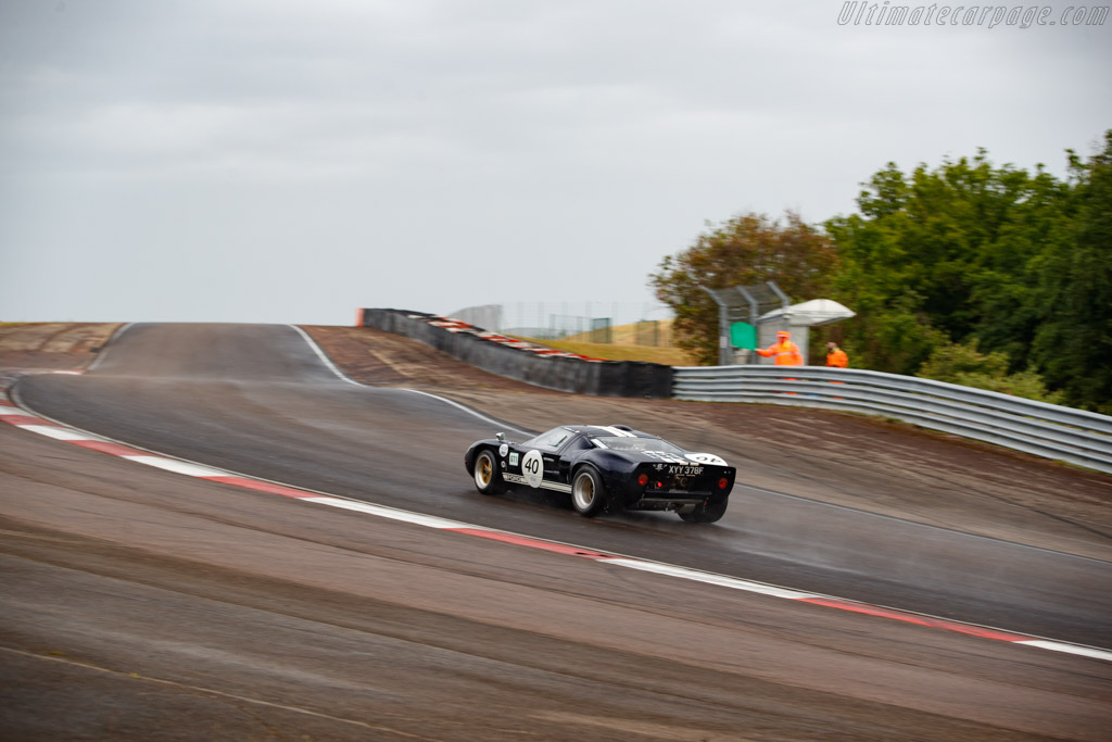 Ford GT40 Mk I Gulf - Chassis: GT40P/1088  - 2022 Grand Prix de l'Age d'Or