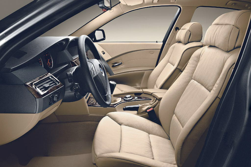 BMW E60 530i