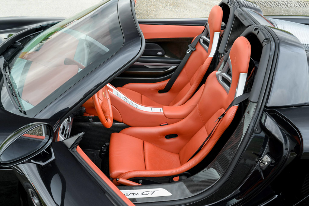 Porsche Carrera GT