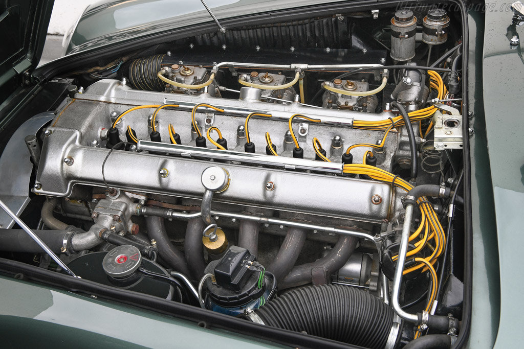 Aston Martin DB4 GT