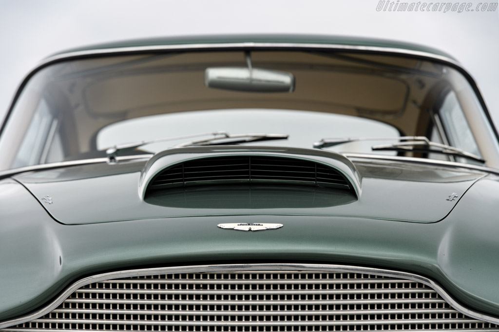 Aston Martin DB4 GT