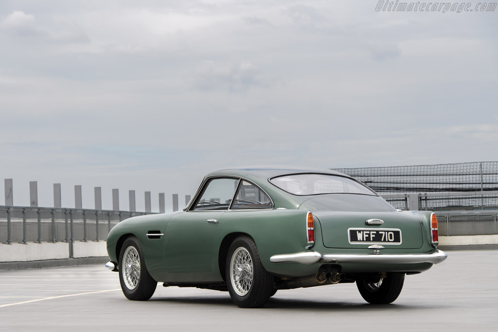 Aston Martin DB4 GT