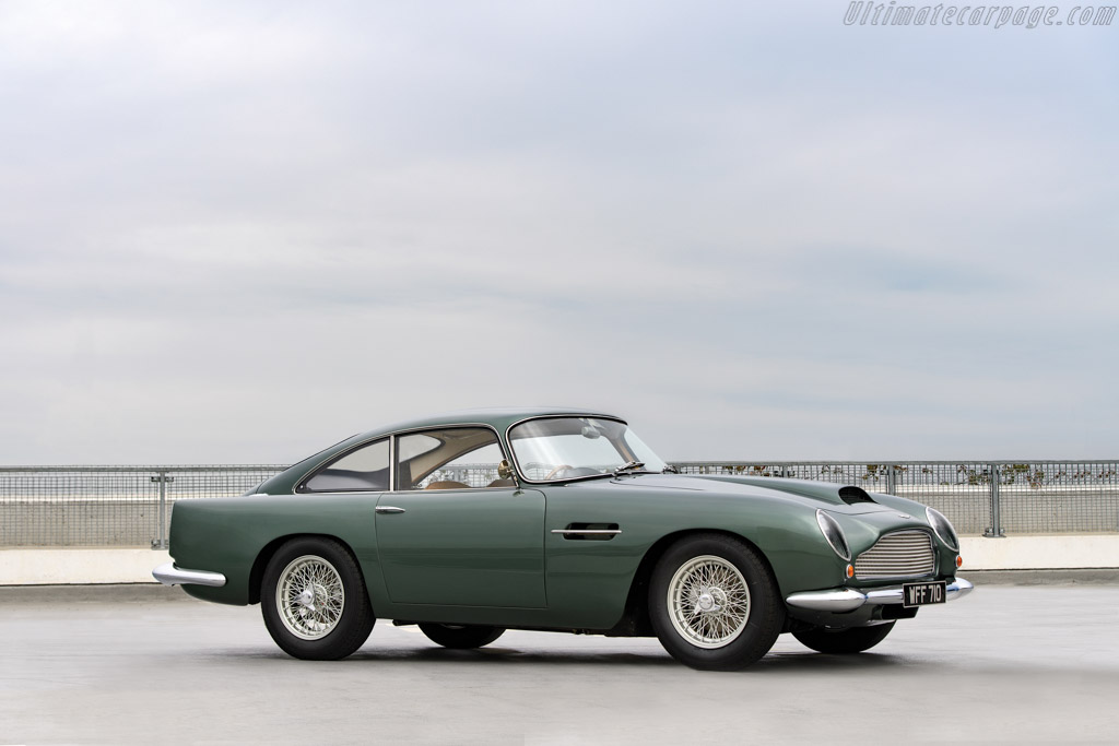 Aston Martin DB4 GT