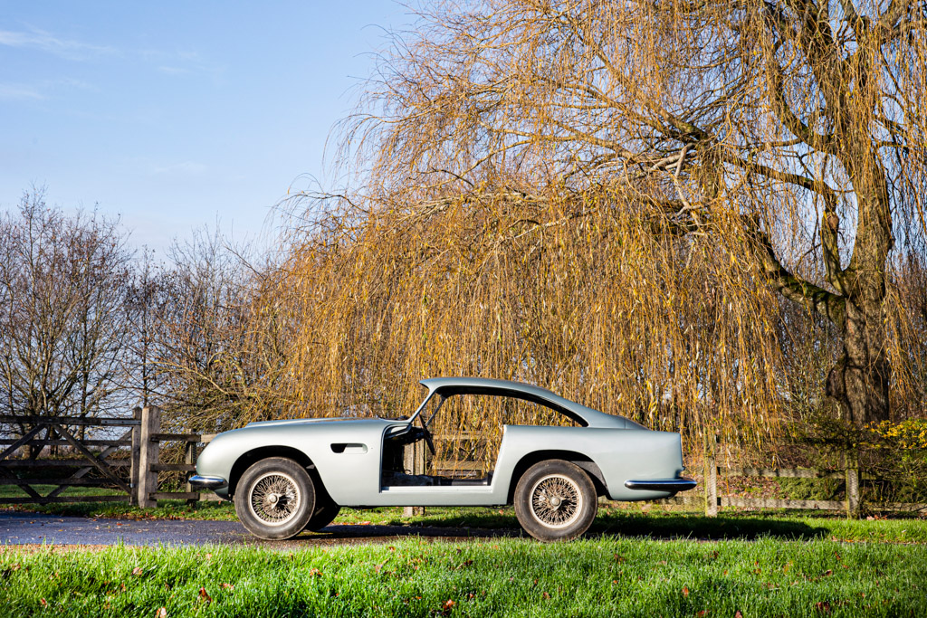 Aston Martin DB4 GT