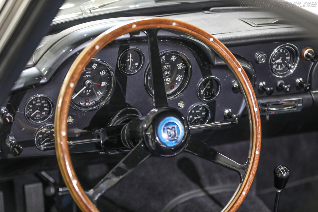 Aston Martin DB4 GT