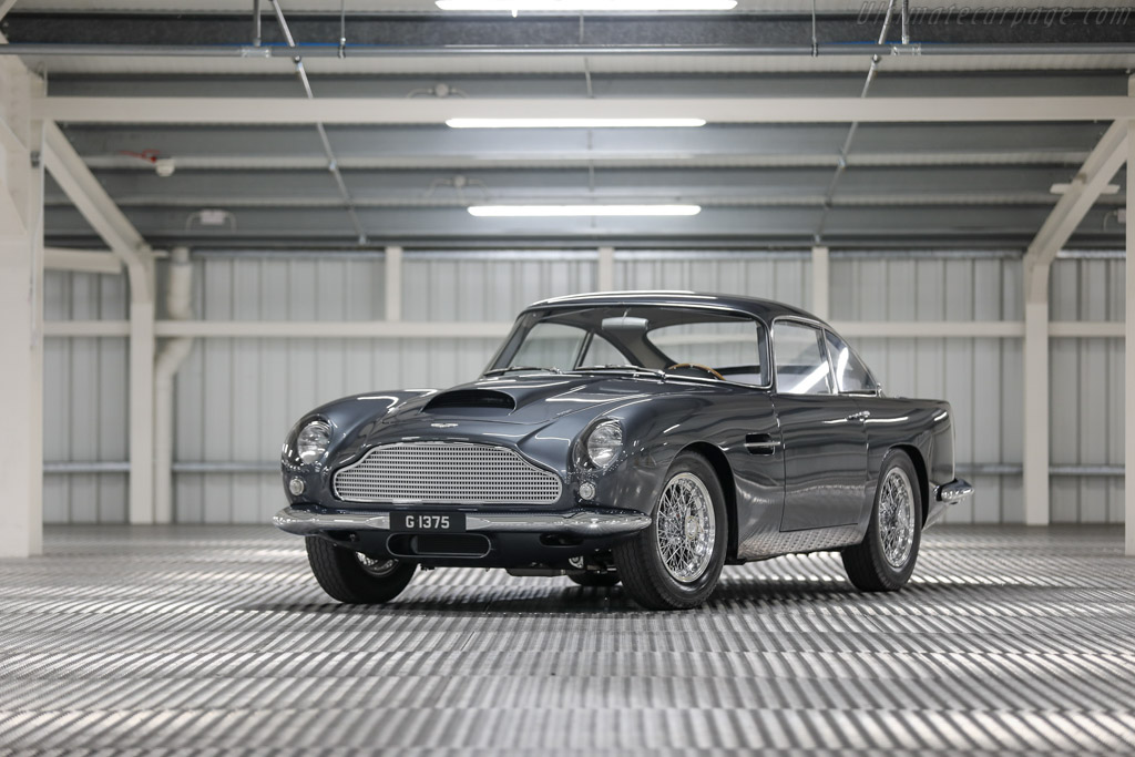 Aston Martin DB4 GT