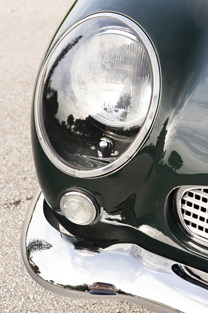 Aston Martin DB4 GT