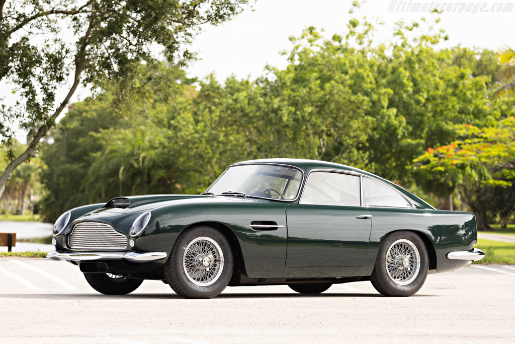 Aston Martin DB4 GT
