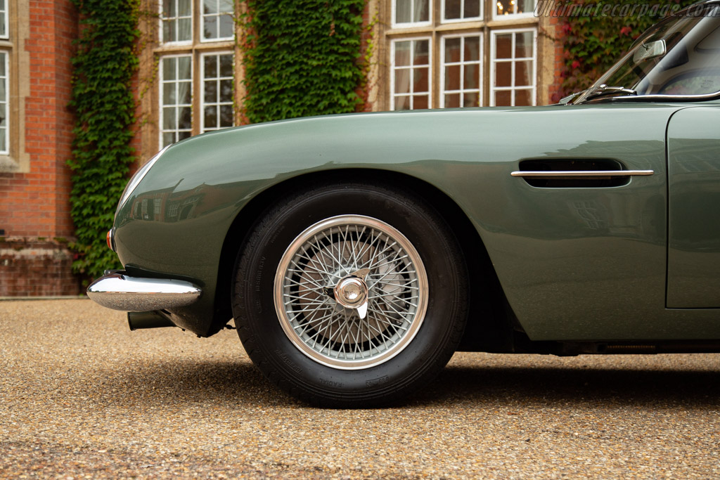 Aston Martin DB4 GT