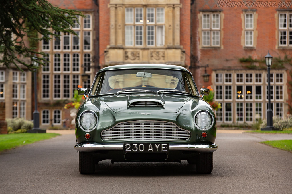 Aston Martin DB4 GT