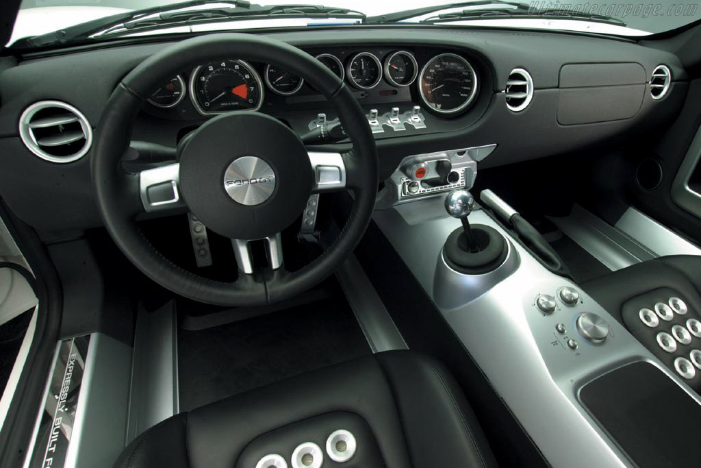 Ford GT