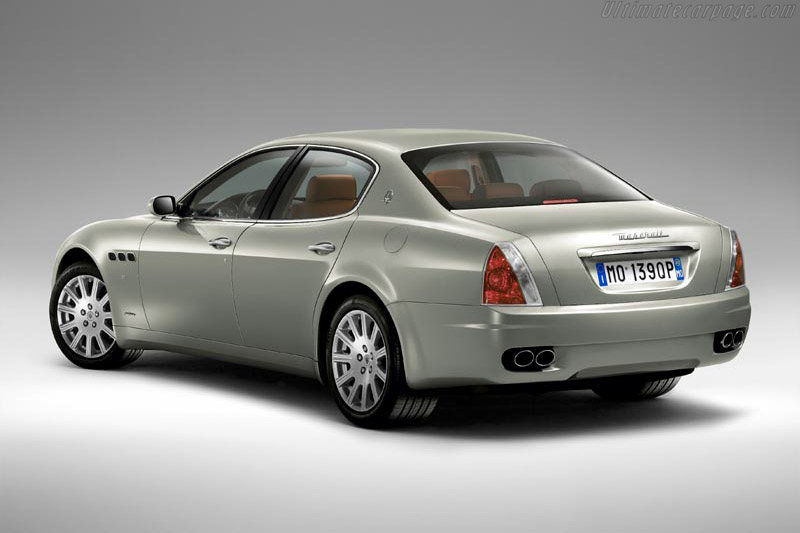 Maserati Quattroporte