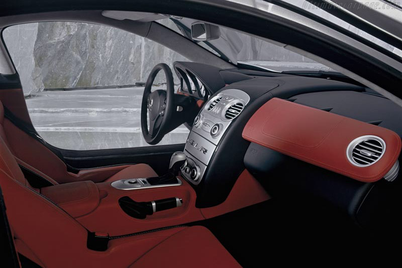 Mercedes-Benz SLR McLaren