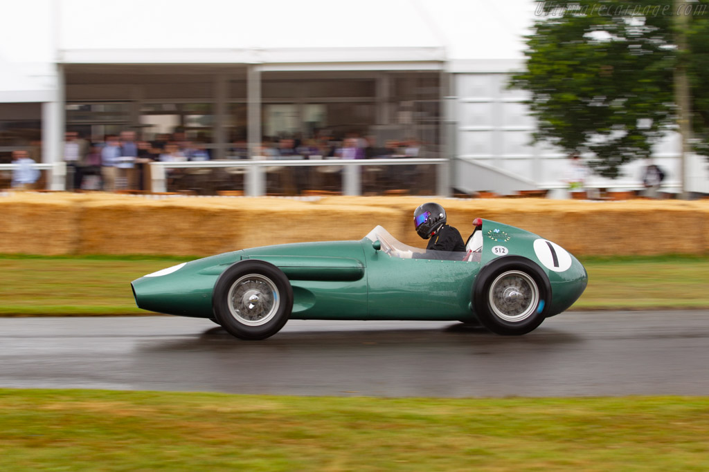 Aston martin dbr4