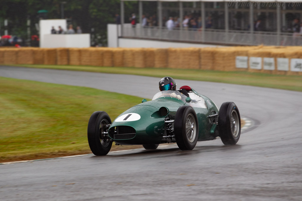Aston martin dbr4