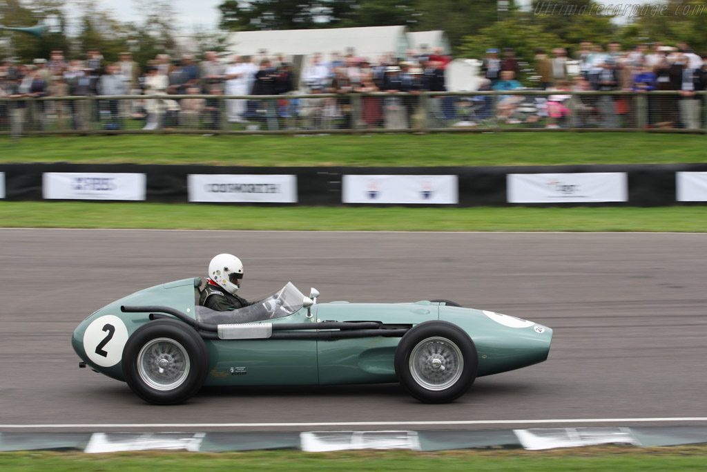 Aston martin dbr4