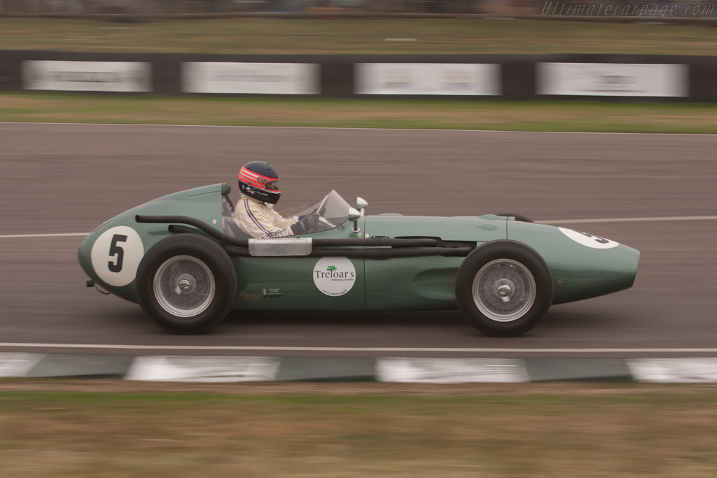 Aston Martin DBR4