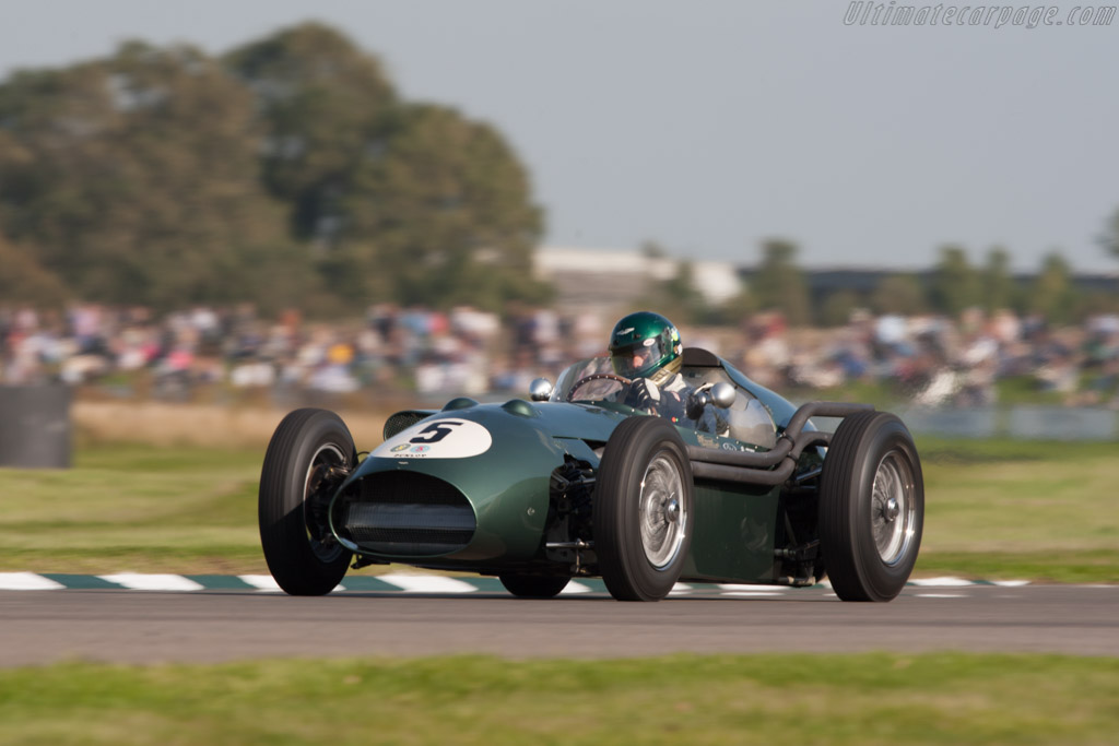 Aston martin dbr4