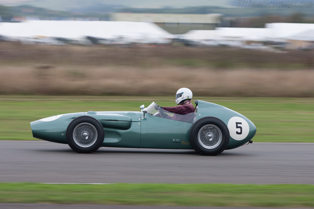 Aston Martin DBR4